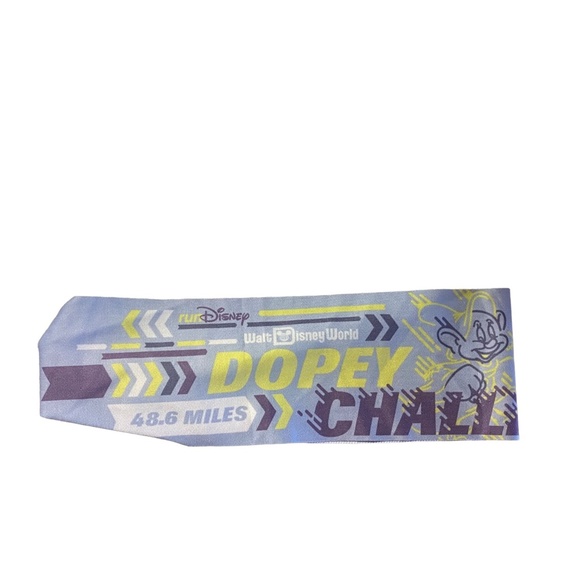 2016 Disney runDisney Walt Disney World Dopey Challenge 48.6 Bondi Band Headband - Picture 2 of 3